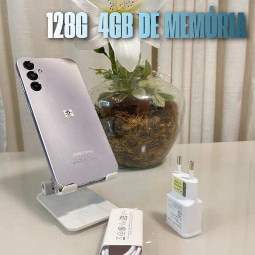 Samsung Galaxy A14 (MediaTek) 5G Dual SIM 64 GB black 4 GB RAM · CPU: MediaTek MT6833 Dimensity 700 — foto 2 de 8