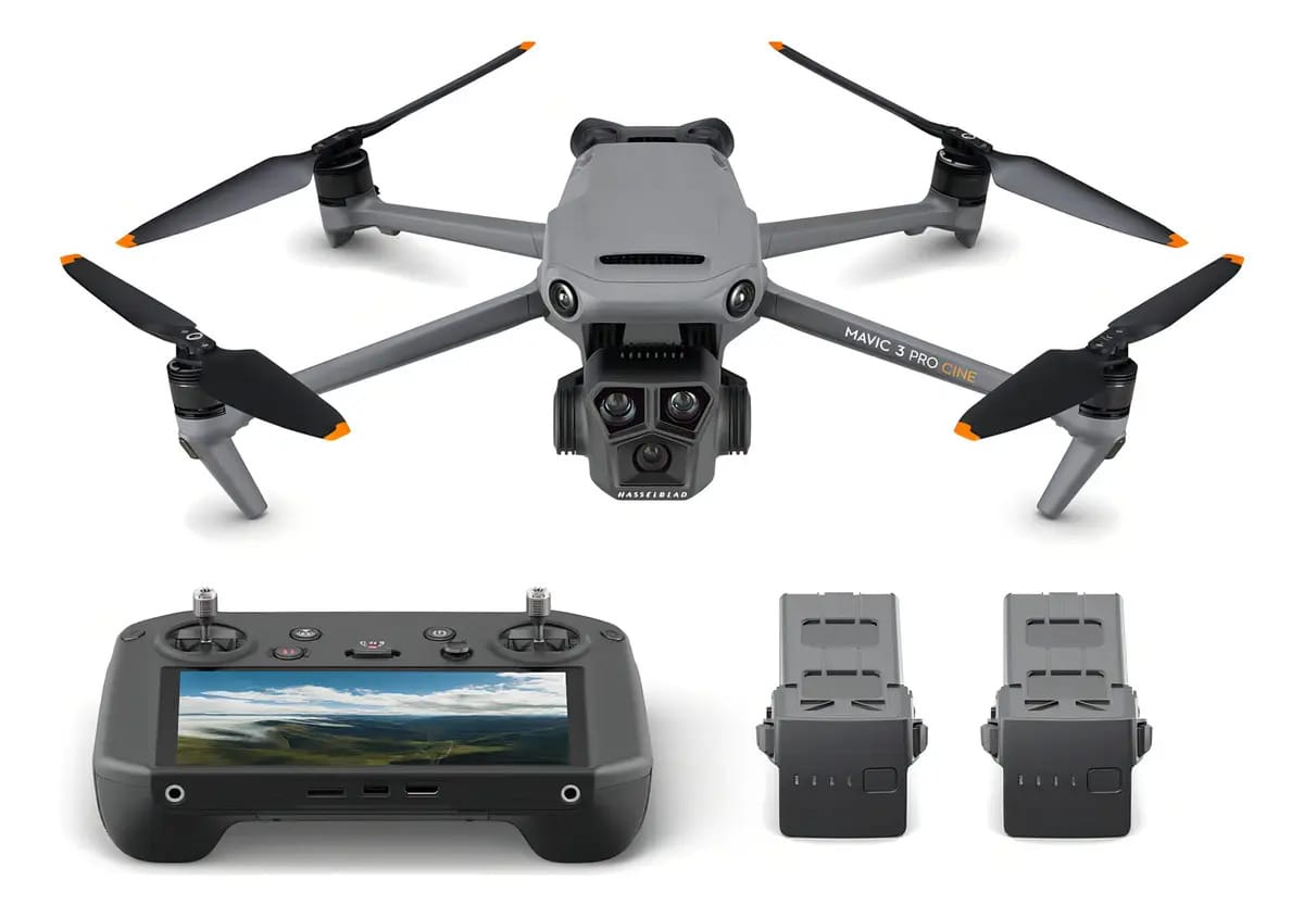 Drone DJI Mavic MAVIC 3 Pro CINE Premium Combo com câmera cinza 3 baterias