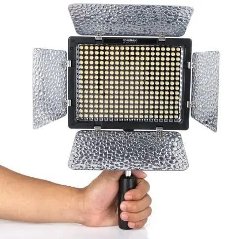 Lâmpada de vídeo LED YongNuo Professional Flash Yn300-II