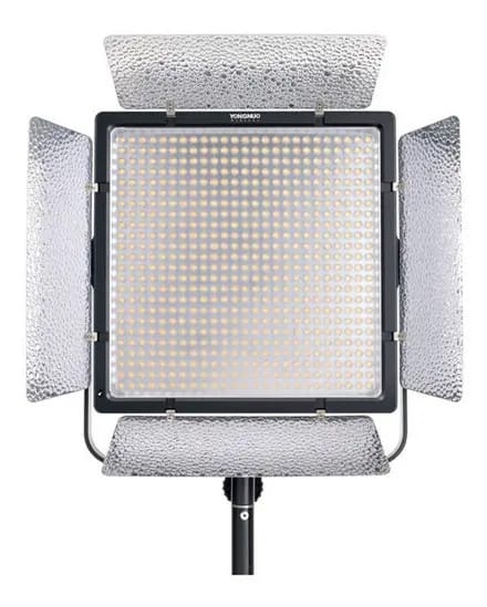 Iluminador Led Yongnuo Yn-900 Ii + Fonte Estrutura Preto Luz Branco-frio