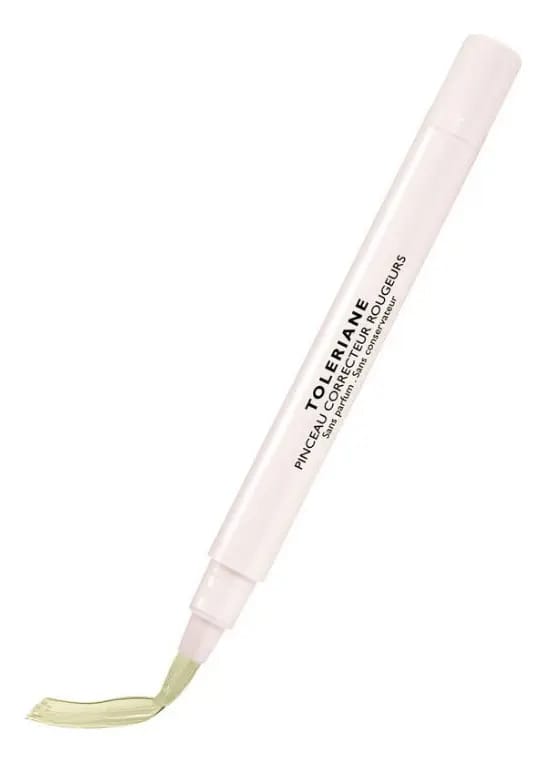 Pincel corretivo La Roche Posay Toleriane para olheiras, tipo de pele verde