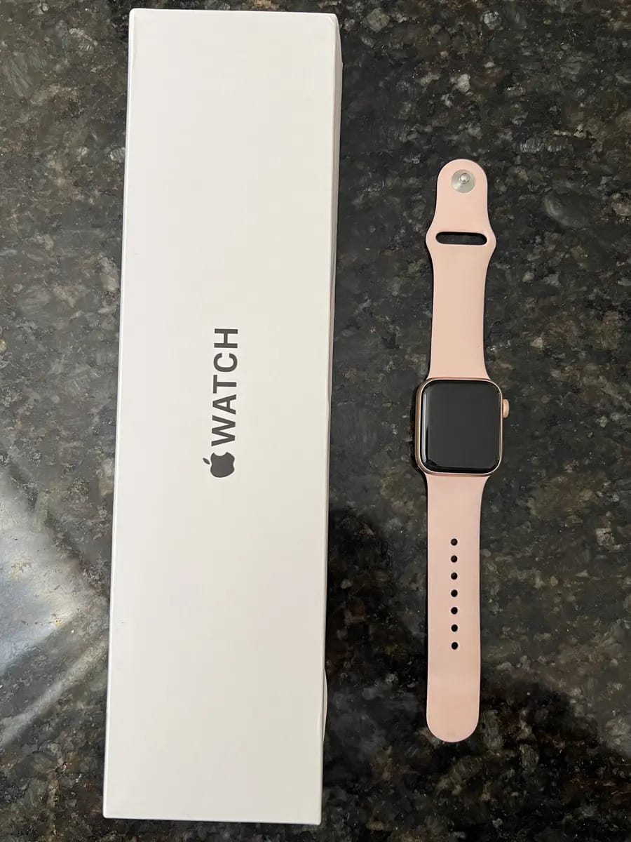 Apple Watch Se 40mm Rosa Caixa Rosa-claro Pulseira Rosa-claro